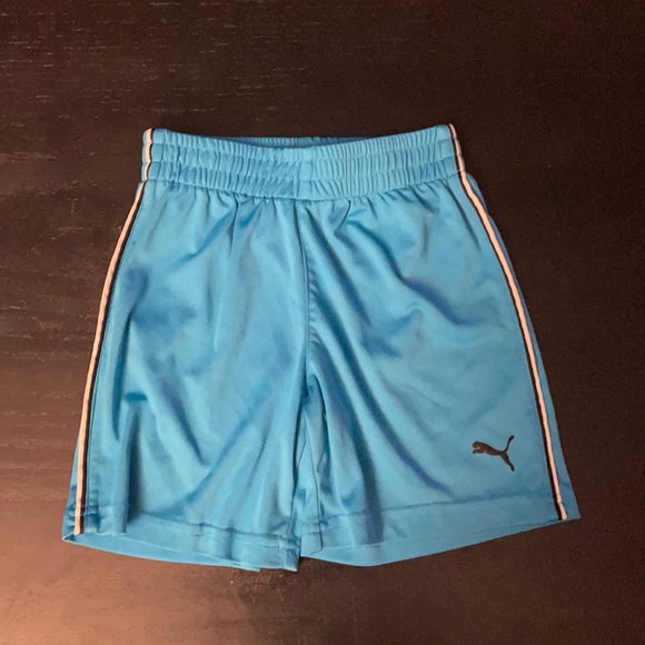 Puma shorts size 2T - Picture 1 of 4